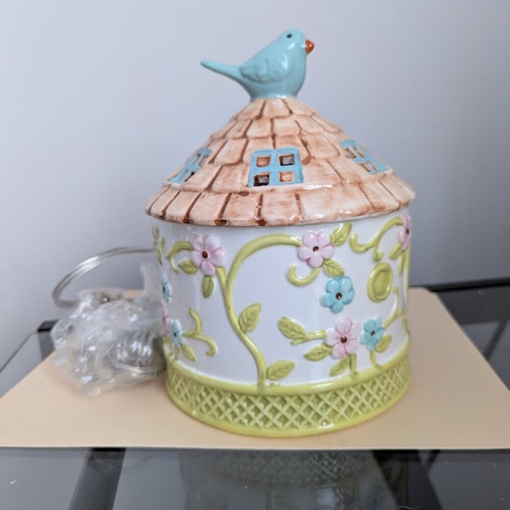 Pink Zebra Cottage Birdhouse Wax Melt simmer pot warmer
